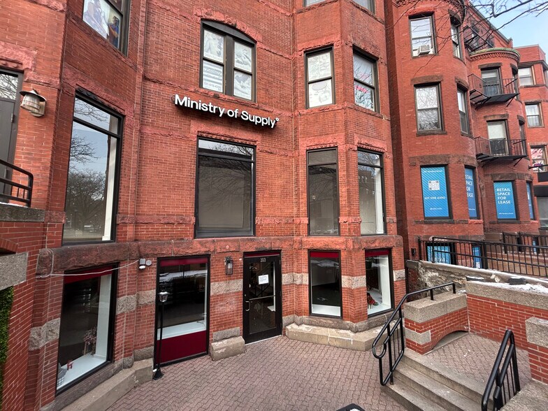 303-305 Newbury St, Boston, MA à louer - Photo du bâtiment - Image 3 de 3