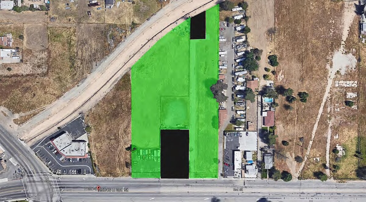 25050 3rd St, San Bernardino, CA à vendre Photo du bâtiment- Image 1 de 8