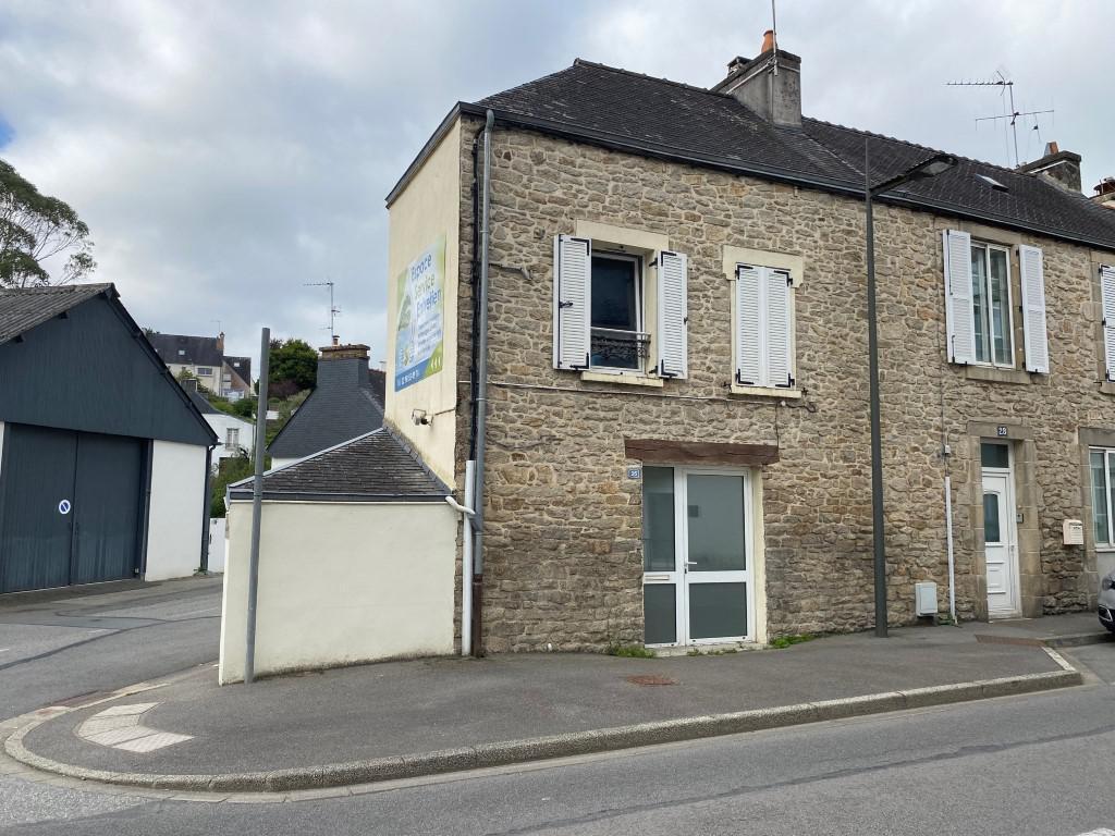 Office in Quimper for lease Primary Photo- Image 1 of 4