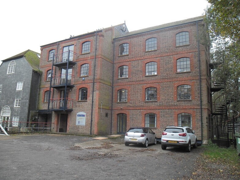 Mill Ln, Uckfield for sale - Building Photo - Image 2 of 4