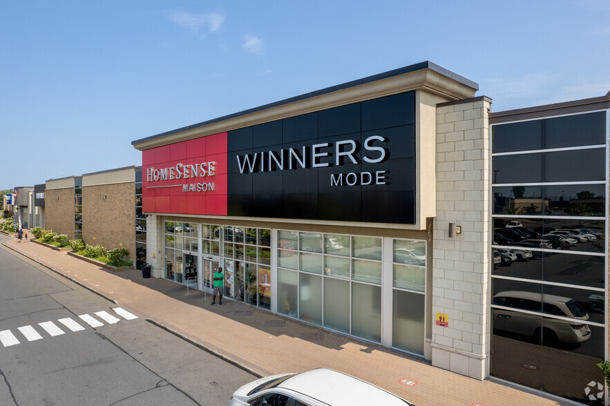 582 Ch de Touraine, Boucherville, QC for lease - Building Photo - Image 1 of 25