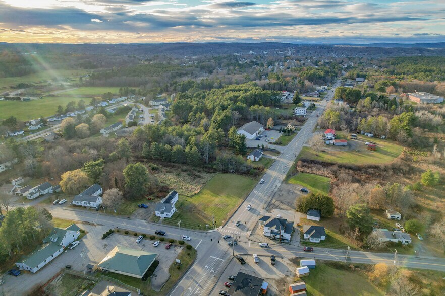 220 Cony Rd, Augusta, ME à vendre - Photo du bâtiment - Image 2 de 3