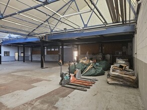 25 Lombard Rd, Londres à louer Photo intérieure- Image 1 de 4