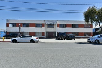 1656 W 134th St, Gardena, CA for lease Interior Photo- Image 2 of 3
