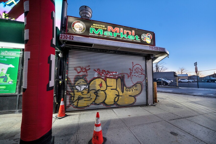 230-02 S Conduit Ave, Jamaica, NY à vendre - Photo du bâtiment - Image 2 de 32