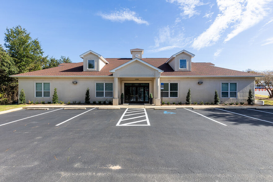 1288 Country Club Rd, Gulf Breeze, FL à vendre - Photo du bâtiment - Image 1 de 36