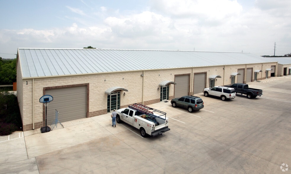 18847 Redland Rd, San Antonio, TX for lease - Building Photo - Image 1 of 12