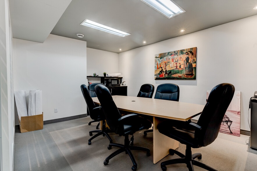 6712-6714 Boul Saint-Laurent, Montréal, QC à louer - Photo intérieure - Image 2 de 12