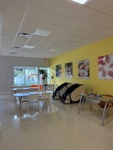 1000 Park Centre Blvd, Miami, FL à louer Photo intérieure- Image 2 de 21