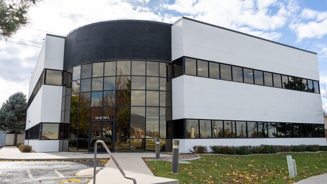 More details for 707 W 700 S, Woods Cross, UT - Office for Lease
