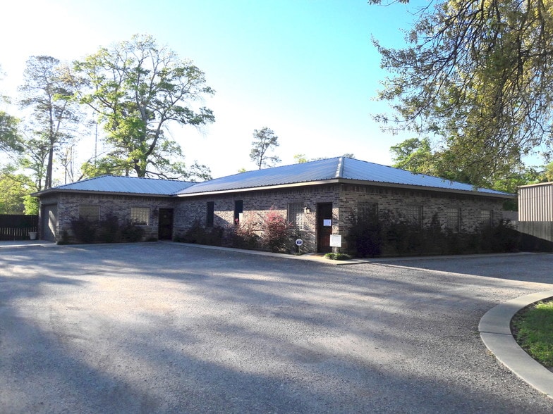 17217 N Eldridge Pky, Tomball, TX for sale - Primary Photo - Image 1 of 33