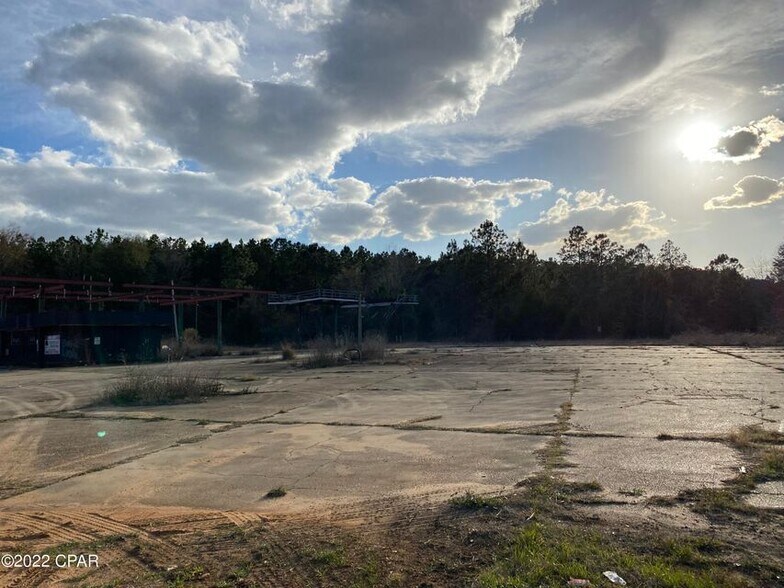 5509 HWY 231, Campbellton, FL à vendre - Photo du bâtiment - Image 3 de 8