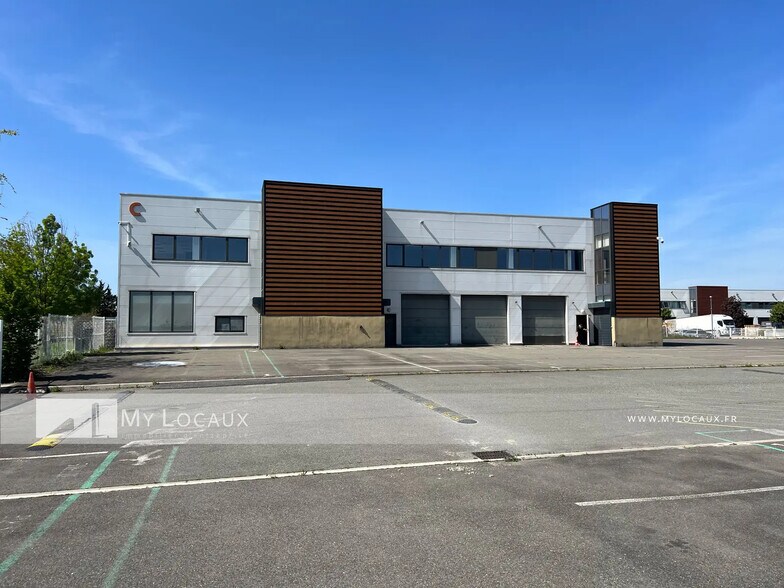 Flex dans Stains à louer - Photo du bâtiment - Image 1 de 8