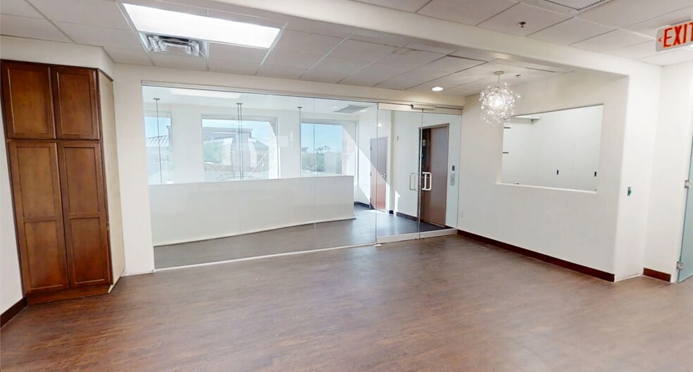 8937 E Bell Rd, Scottsdale, AZ à vendre - Photo intérieure - Image 2 de 5