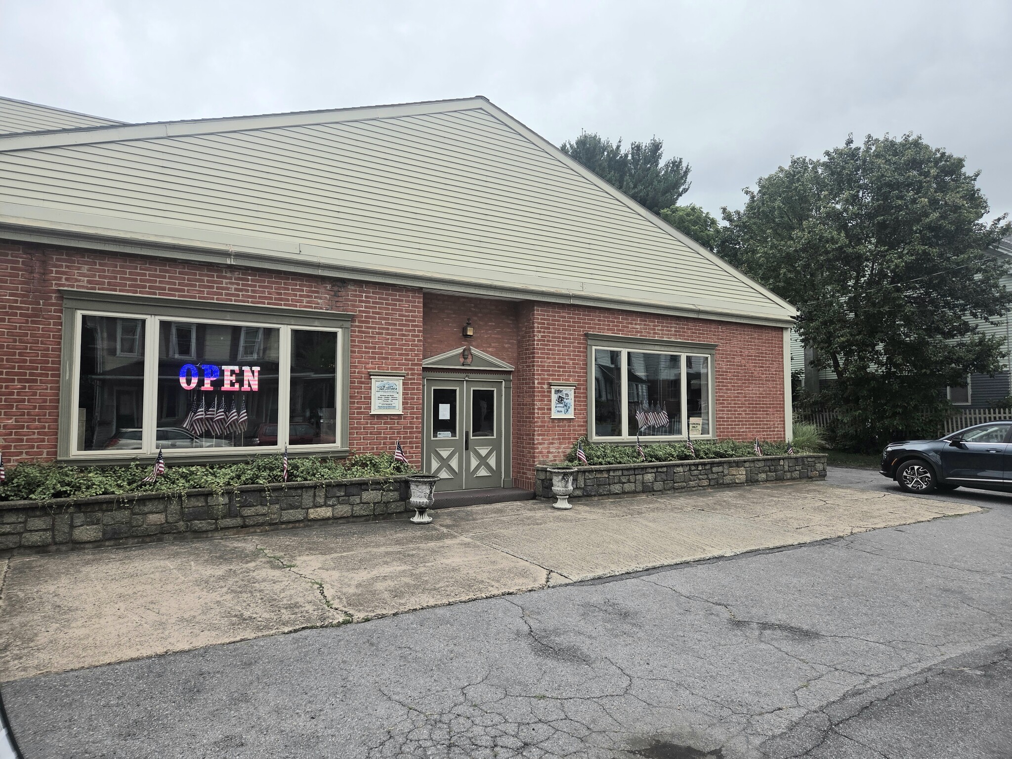 101 Locust St, Milton, PA for lease Primary Photo- Image 1 of 2