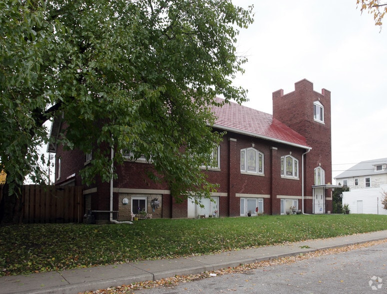 1001 Hosbrook St, Indianapolis, IN for sale - Building Photo - Image 2 of 31