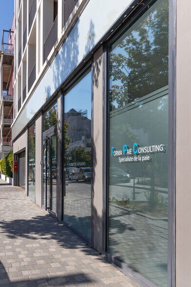 Multifamily in Lyon for sale - Building Photo - Image 3 of 8