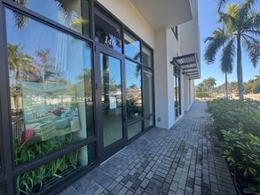 850 Central Ave, Naples, FL à louer Photo du bâtiment- Image 2 de 7