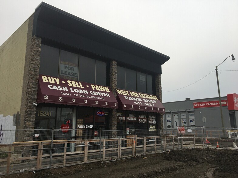 15241 Stony Plain Rd NW, Edmonton, AB à louer - Photo du bâtiment - Image 3 de 22