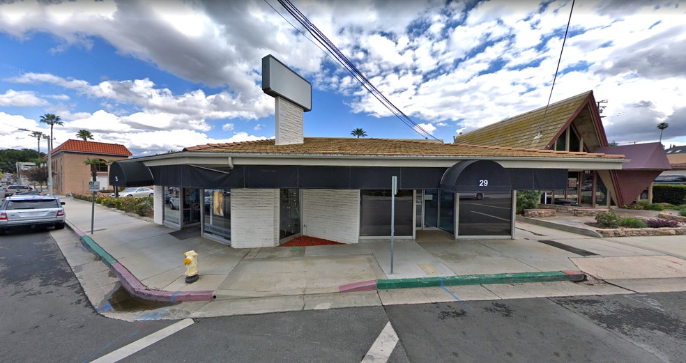 23-29 S 6th St, Redlands, CA for lease - Building Photo - Image 1 of 14