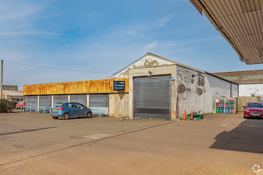 19 Kerse Rd, Stirling for sale - Primary Photo - Image 2 of 5