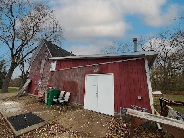 1059 Kimball Ave, Woodstock, IL for lease - Building Photo - Image 2 of 4