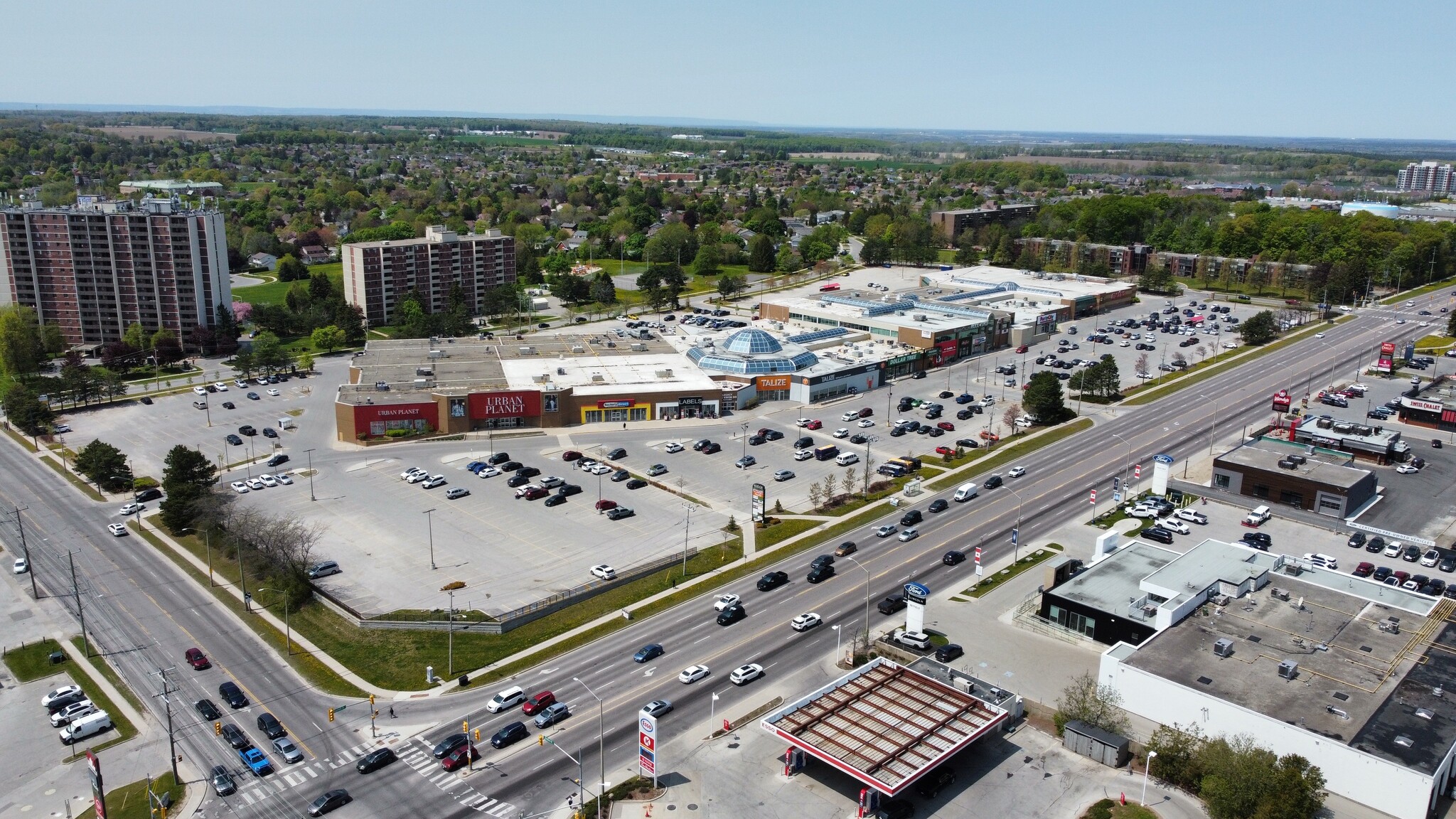 400 Bayfield St, Barrie, ON à louer Photo du b timent- Image 1 de 8