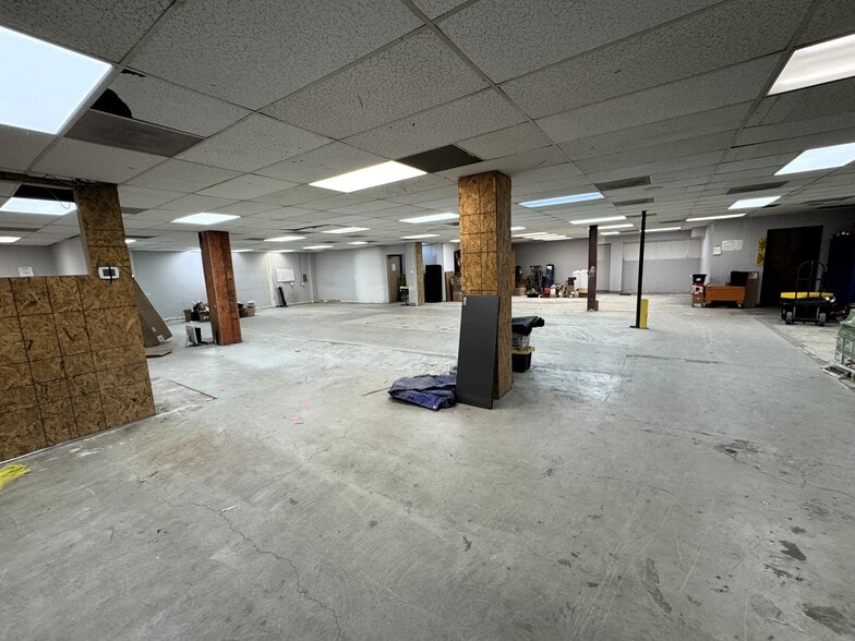 1380 S Santa Fe Dr, Denver, CO for sale - Building Photo - Image 3 of 12