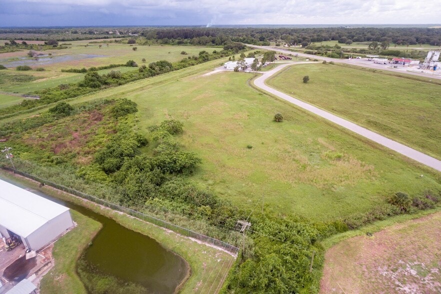 950 New Harvest Rd, Immokalee, FL for sale - Building Photo - Image 2 of 3
