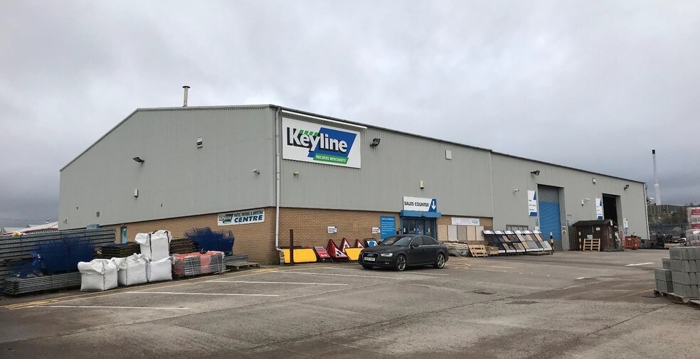 NEW MERCHANT PLACE, KIRKCALDY, FIFE KY1 portefeuille de 2 propriétés à vendre sur LoopNet.ca - Photo principale - Image 1 de 13