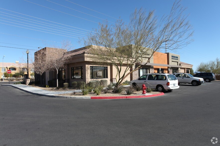 9155 W Flamingo Rd, Las Vegas, NV à louer - Photo principale - Image 1 de 3