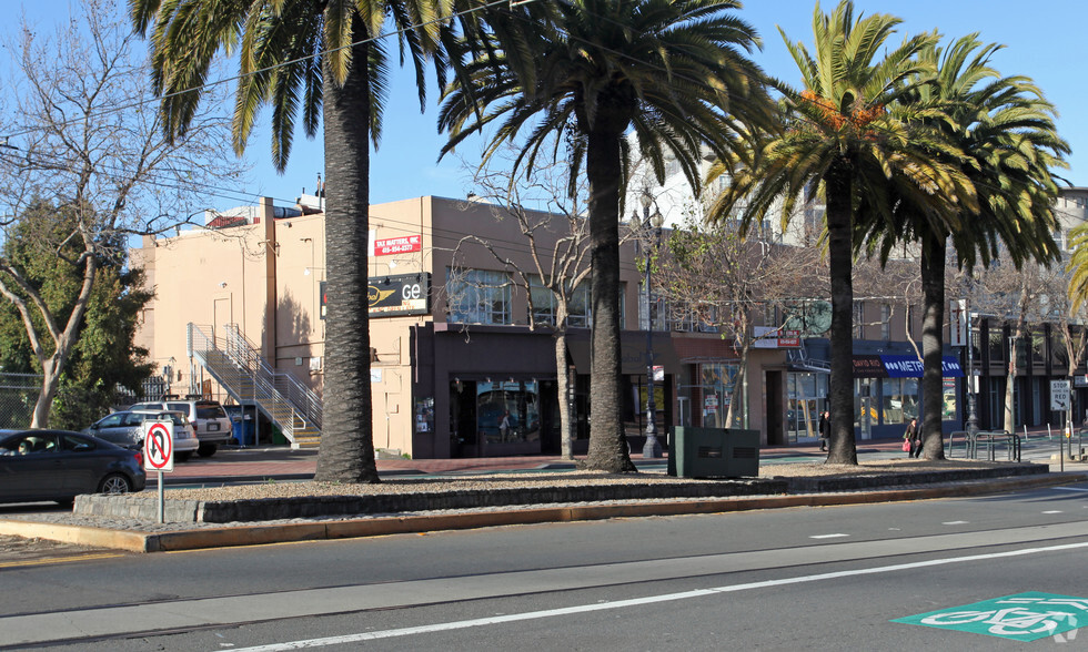 1740-1770 Market St, San Francisco, CA à louer - Photo du bâtiment - Image 1 de 2