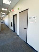 2801 36th Ave NW, Norman, OK à louer Photo intérieure- Image 2 de 3