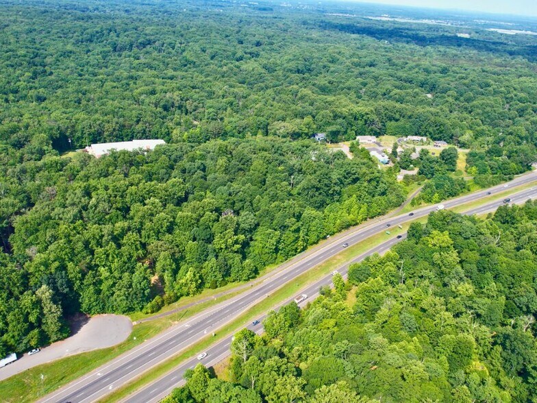 11346 Dumfries Rd, Manassas, VA à vendre - Photo du bâtiment - Image 3 de 5