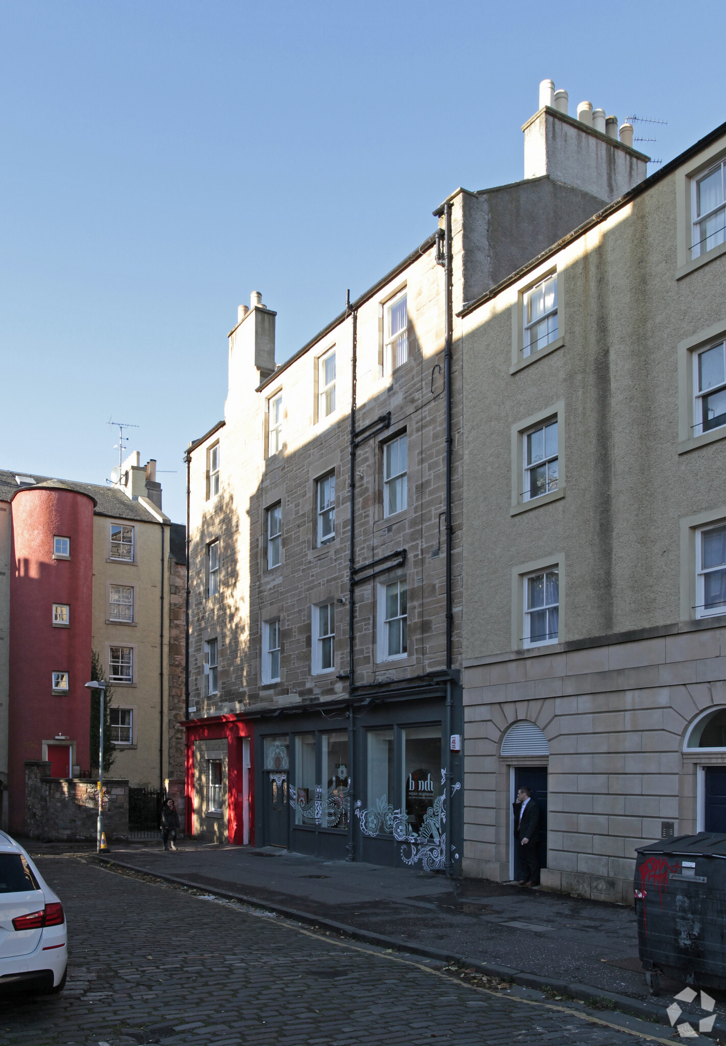 45 St Patrick Sq, Edinburgh for sale Building Photo- Image 1 of 1