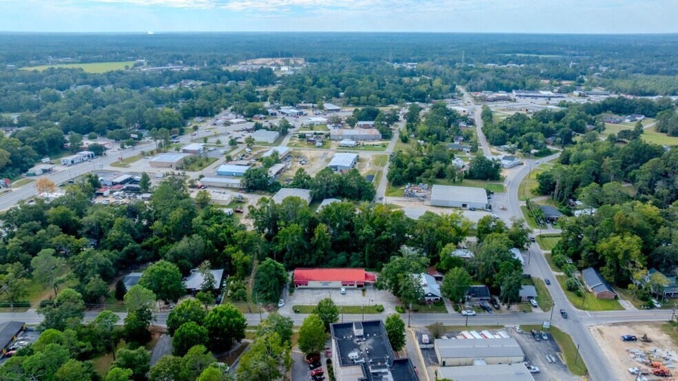 244 N College St, Statesboro, GA à vendre - Photo du bâtiment - Image 2 de 28