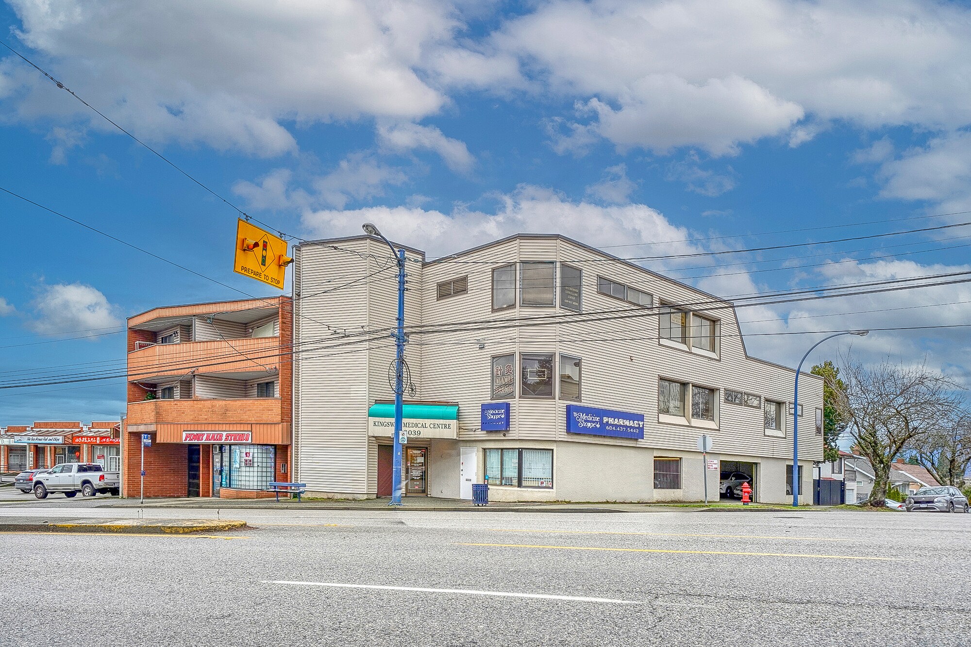 3039 Kingsway, Vancouver, BC à vendre Photo du bâtiment- Image 1 de 17