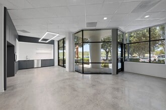213 Technology Dr, Irvine, CA à louer Photo intérieure- Image 2 de 10