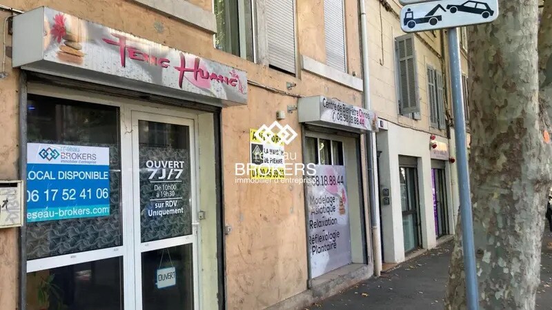 Retail in Aix-en-Provence for lease Building Photo- Image 1 of 8