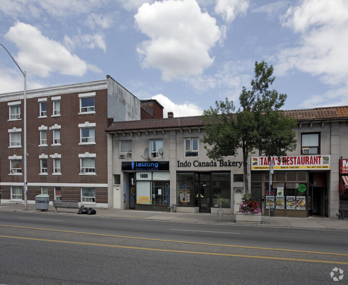 1000 Danforth Ave, Toronto, ON à vendre - Photo principale - Image 1 de 1