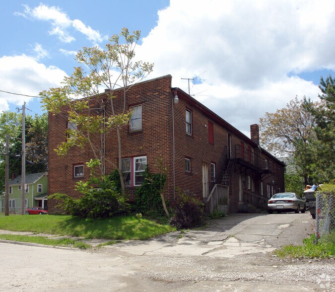 1137-1145 4th Ave, Akron, OH à vendre - Photo du bâtiment - Image 2 de 3