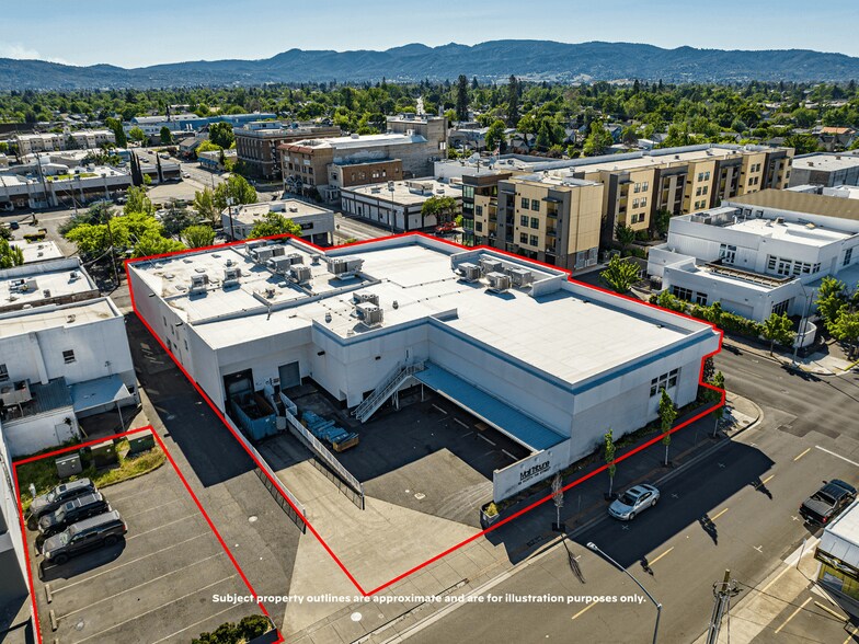 33 N Fir St, Medford, OR for sale - Building Photo - Image 2 of 41