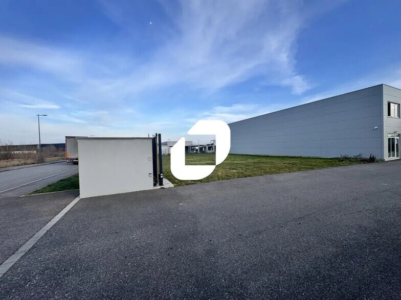 24 Rue Benjamin Silliman Jr., Vendenheim à vendre - Photo du bâtiment - Image 2 de 3