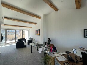 Office in Marseille for lease Interior Photo- Image 1 of 10