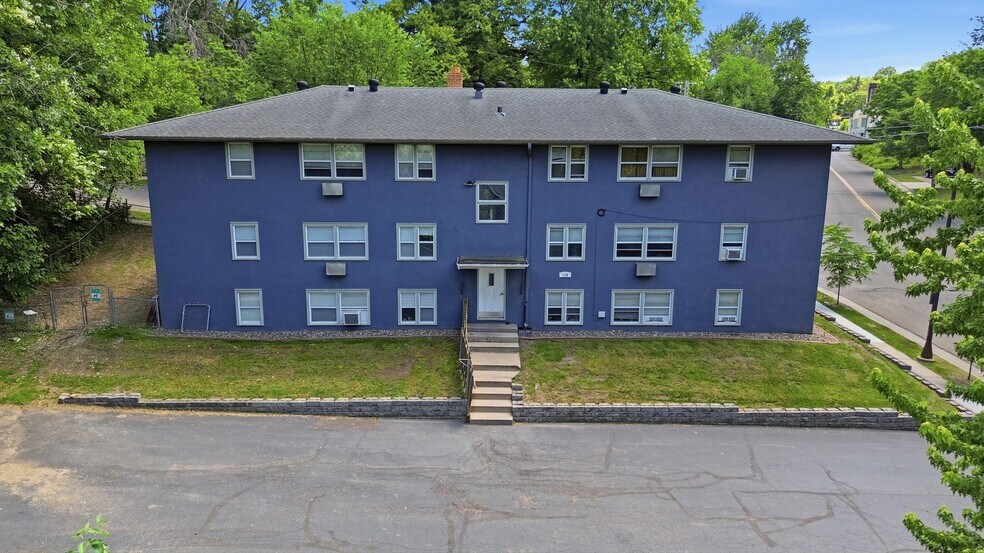 149 Morton St E, Saint Paul, MN à vendre - Photo du bâtiment - Image 3 de 36