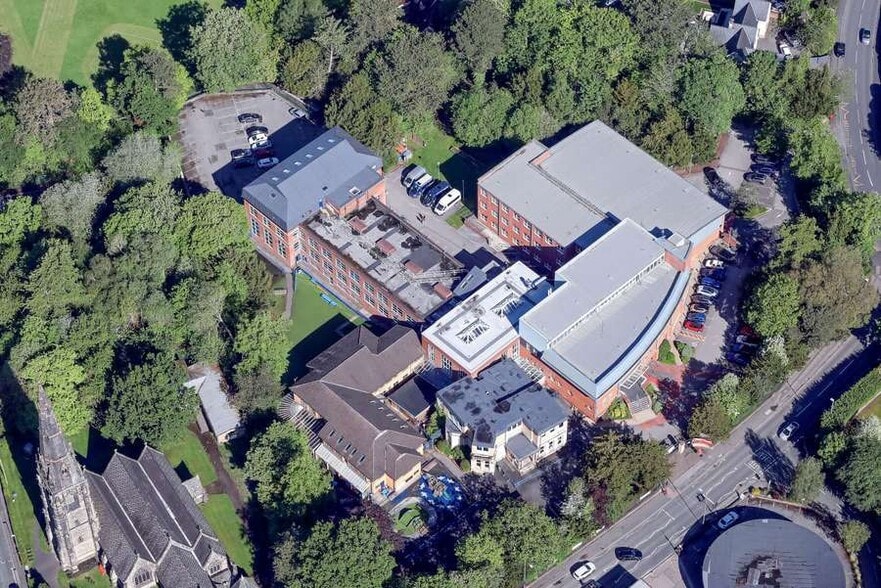 37 Wilmslow Rd, Alderley Edge for sale - Building Photo - Image 3 of 5