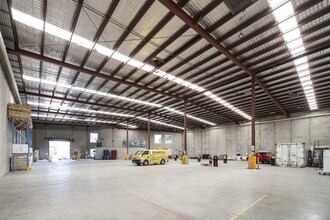 850-858 Lorimer St, Port Melbourne for lease Interior Photo- Image 2 of 3