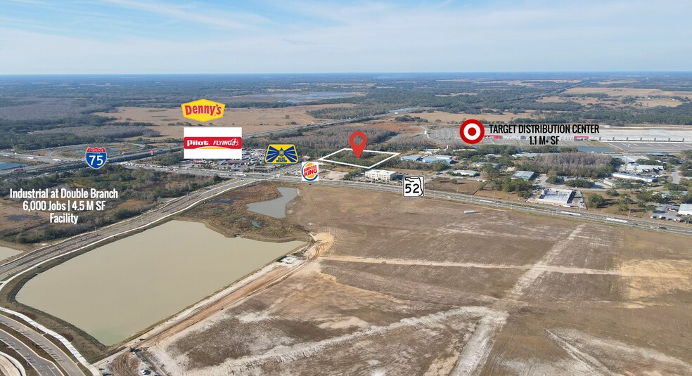 11715 Fresco Ln, San Antonio, FL à vendre - Photo du bâtiment - Image 3 de 4