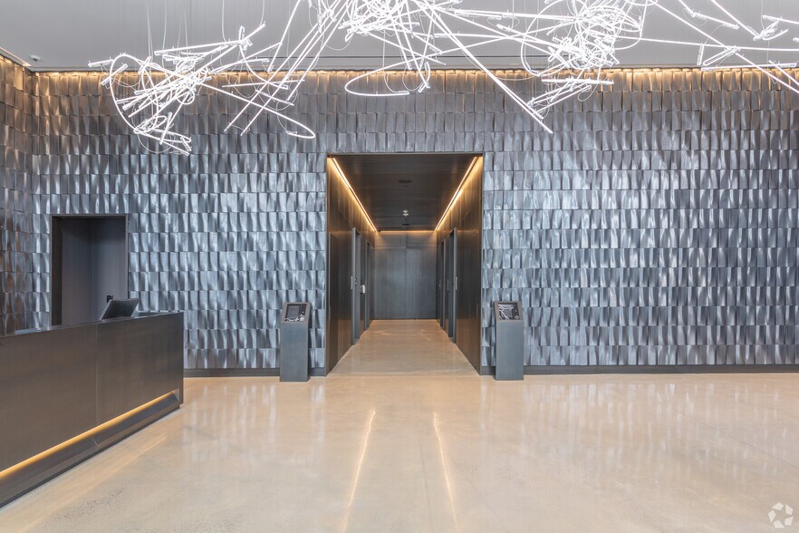 10 Grand St, Brooklyn, NY à louer - Hall d’entrée - Image 3 de 16