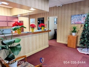 4700 Riverside Dr, Coral Springs, FL for lease Interior Photo- Image 2 of 7